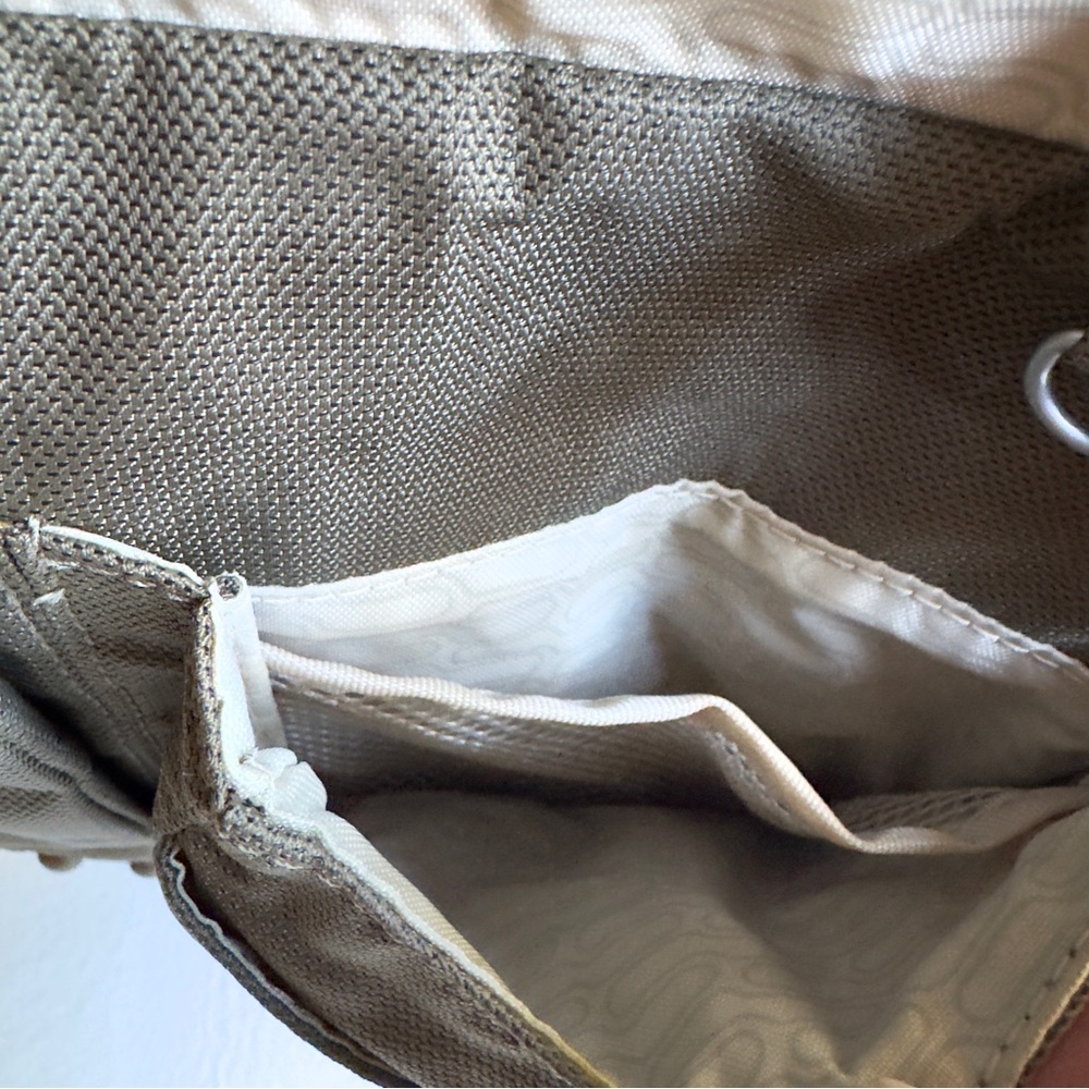 Tumi T Tech Belt Bag Nylon Clutch Bag - Picture 7 of 13